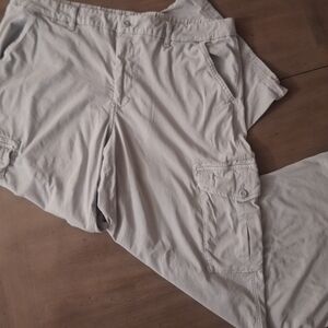 American Eagle Outfitters Dreamy Drape Cargo Trouser in Light Grey Sz 18